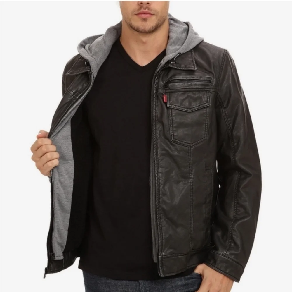 LEVI’S • Men's Faux Moto Leather Trucker Hoody with Sherpa Lining Size Medium